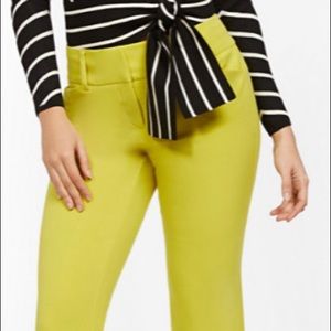 NYC -  7th Avenue - Barely boot cut pant.